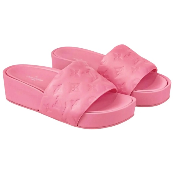 LOUIS VUITTON  Lambskin Embossed Monogram Jumbo Flatform Mule Sandals - Picture 1 of 8